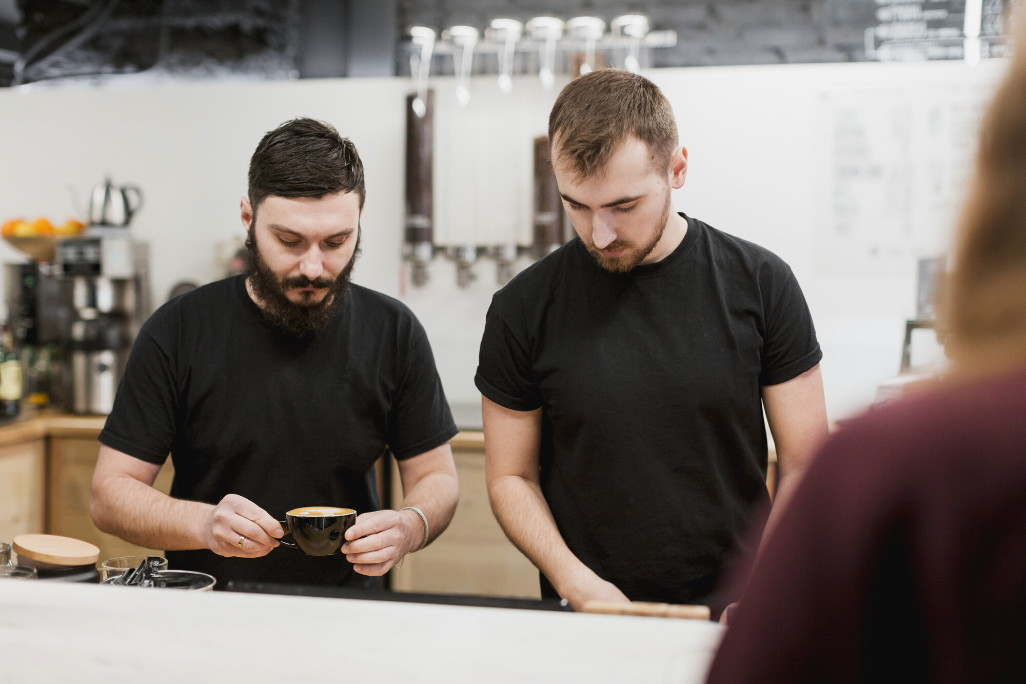 Siyah Barista Servis Tişörtü - GOV-RES-013